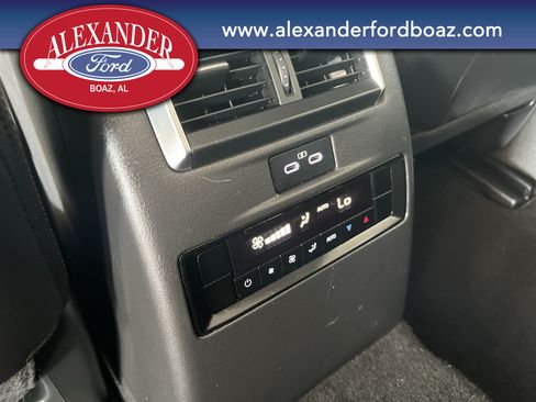 Used 2025 MAZDA CX-70 3.3 Turbo w/ Preferred Package AWD/4WD image 21