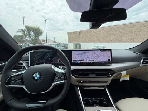 Used 2025 BMW 430i Coupe w/ Premium Package RWD image 21