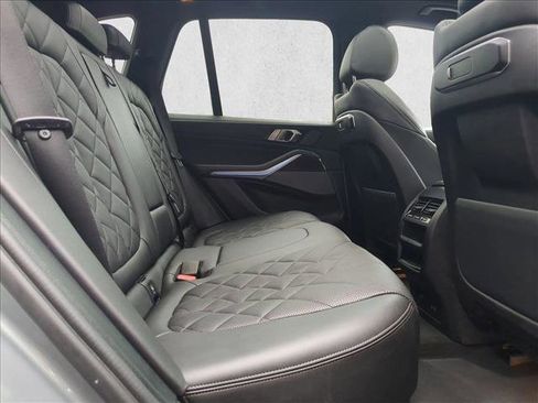 Used 2024 BMW X5 xDrive40i w/ Premium Package image 25