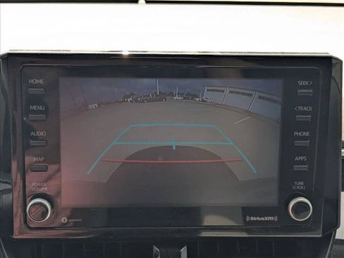 Used 2022 Toyota Corolla LE FWD image 9