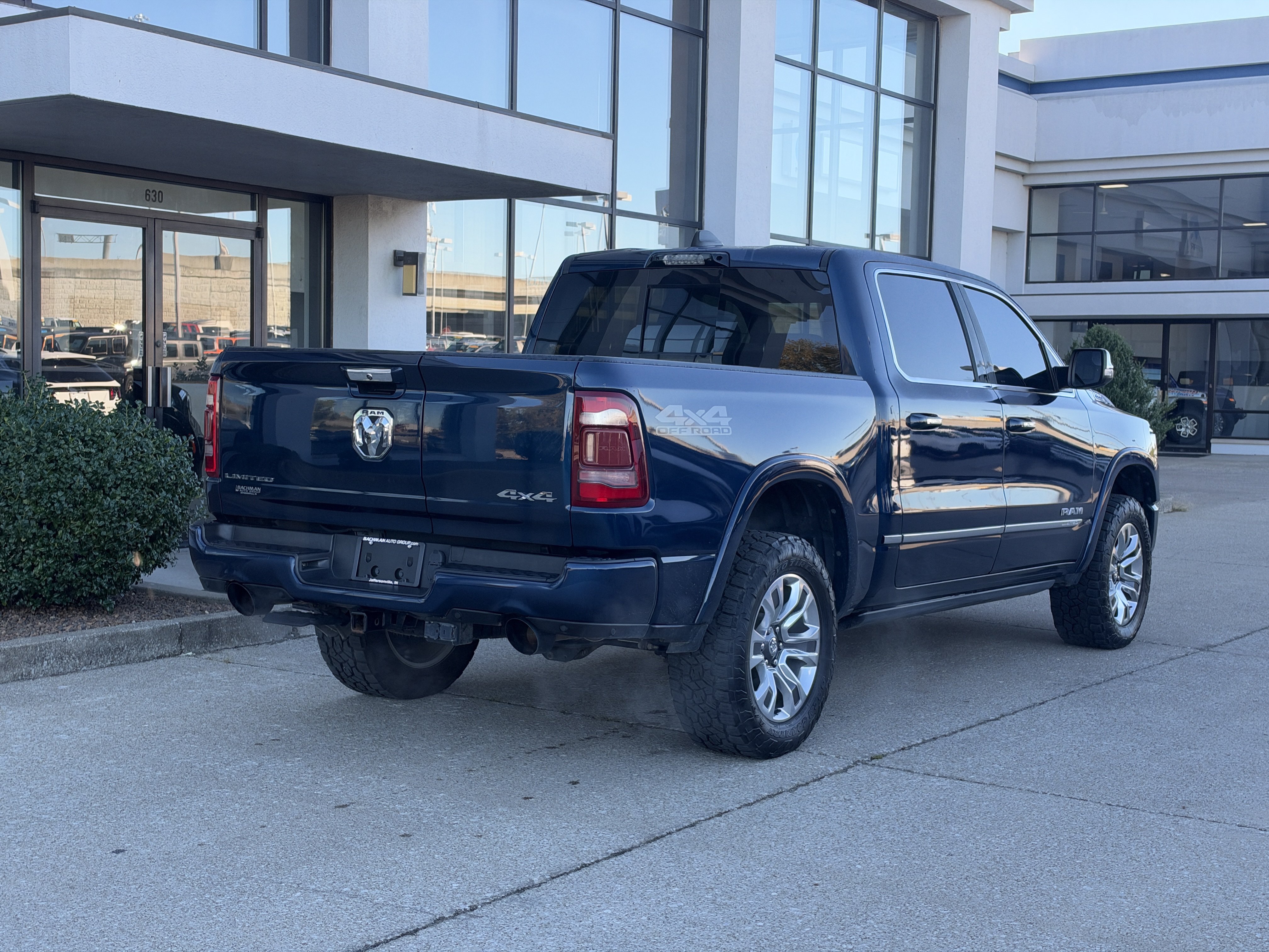 Used 2022 RAM 1500 Limited AWD/4WD image 5