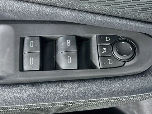 Used 2024 Chevrolet Blazer EV LT AWD/4WD image 15