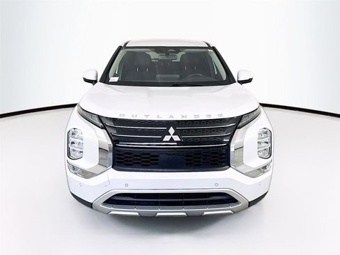 Used 2023 Mitsubishi Outlander SE FWD image 23