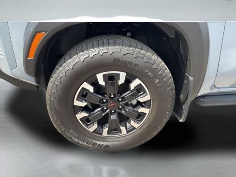 Used 2023 Nissan Frontier PRO-4X w/ Technology Package AWD/4WD image 28