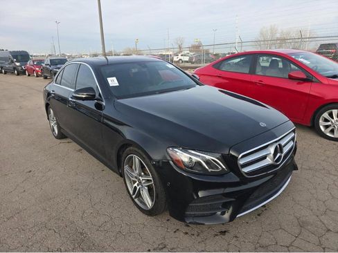 Used 2019 Mercedes-Benz E 300 E 300 w/ Premium 1 Package image 3
