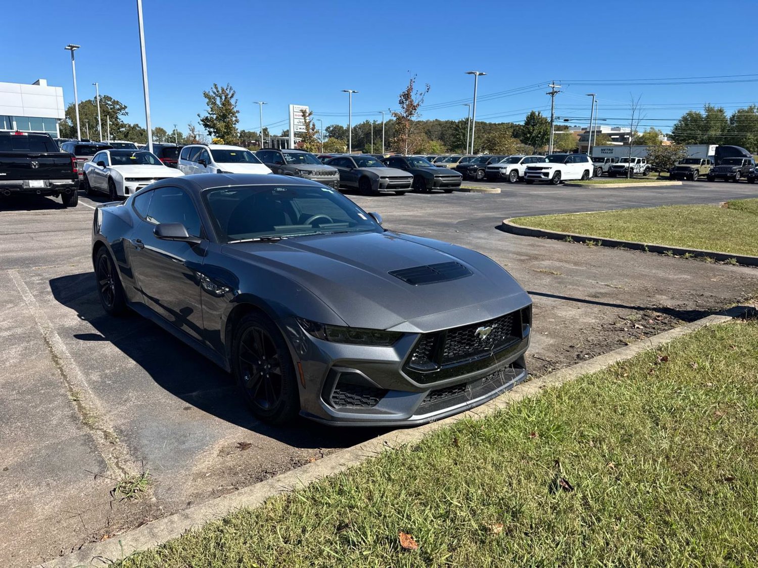 Used 2025 Ford Mustang GT RWD image 2