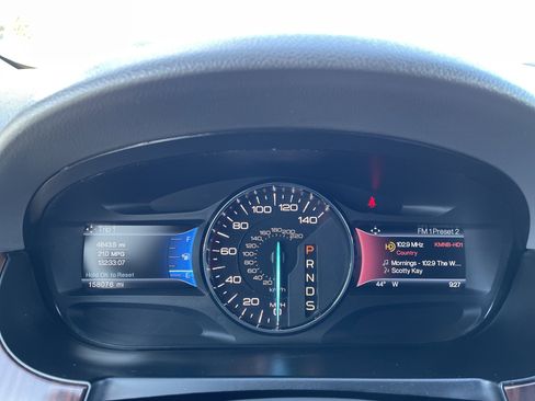 Used 2014 Ford Edge Limited w/ Driver Entry Package AWD/4WD image 11