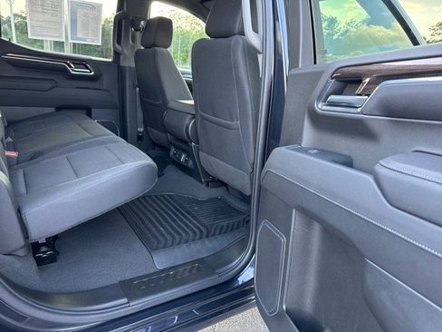 Used 2023 Chevrolet Silverado 1500 LT image 15