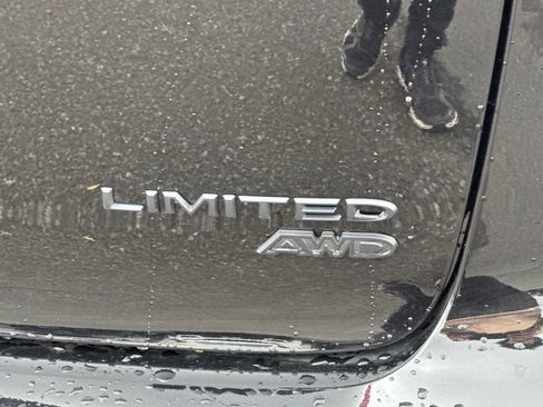 New 2026 Chrysler Pacifica Limited w/ S Appearance Package image 27