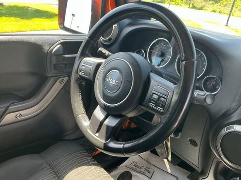 Used 2012 Jeep Wrangler Sport AWD/4WD image 21