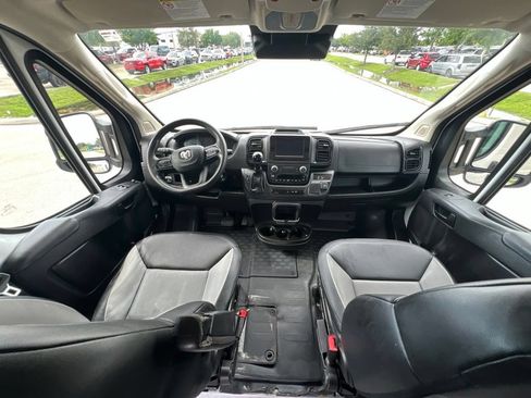 Used 2023 RAM ProMaster 2500 FWD image 19