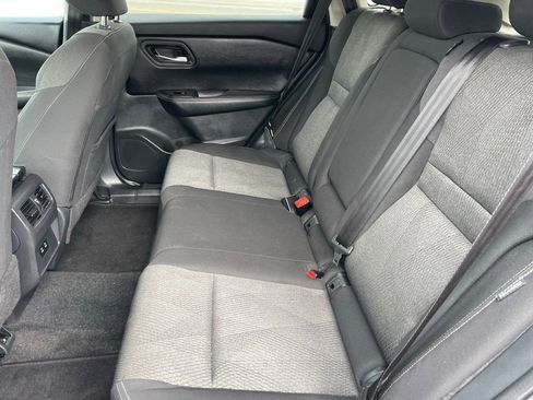 Certified 2025 Nissan Rogue SV image 8