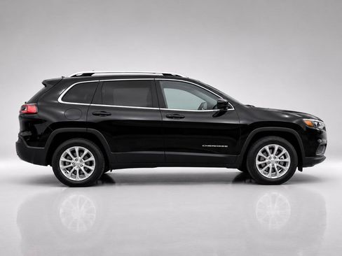 Used 2019 Jeep Cherokee Latitude w/ Popular Appearance Group FWD image 6