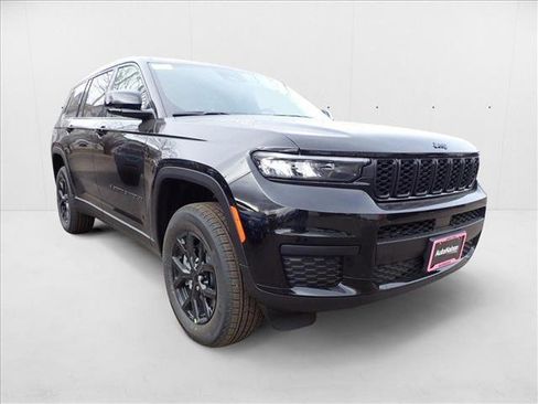 New 2025 Jeep Grand Cherokee L Altitude image 7