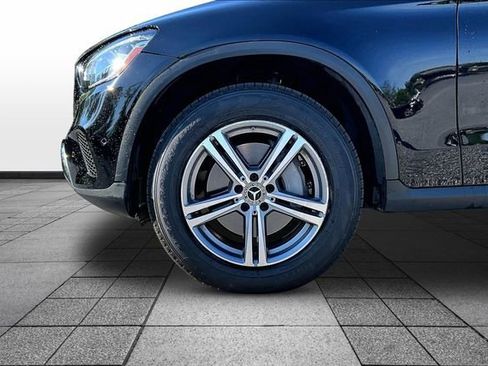 Certified 2022 Mercedes-Benz GLC 300 4MATIC image 4