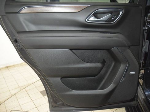 Used 2023 Chevrolet Tahoe High Country w/ LPO, Illumination Package AWD/4WD image 44