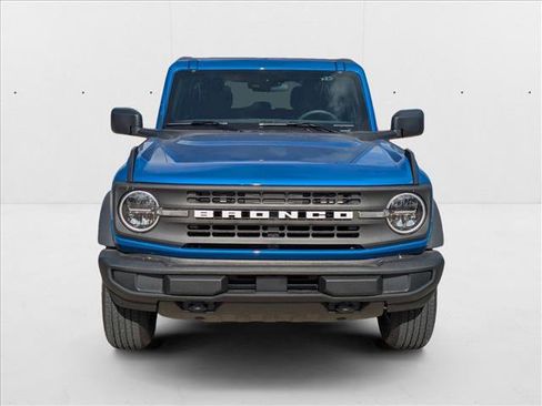 New 2025 Ford Bronco 4-Door image 6