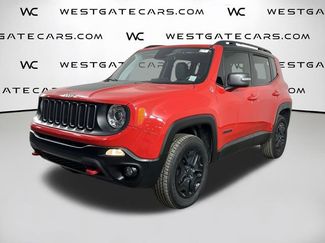 Used 2018 Jeep Renegade Trailhawk video 1