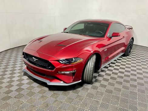 Used 2019 Ford Mustang GT Premium w/ GT Performance Package RWD image 9
