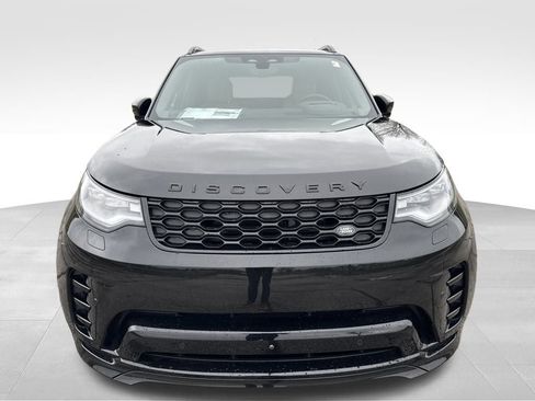New 2024 Land Rover Discovery Dynamic SE image 8
