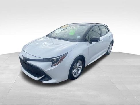 Used 2021 Toyota Corolla SE image 3