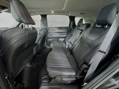 Used 2026 INFINITI QX60 Luxe w/ Family Package AWD/4WD image 31