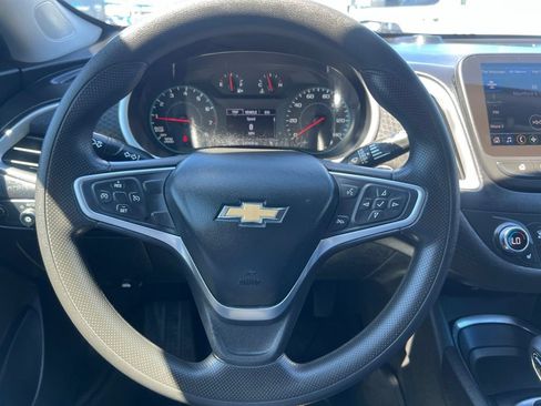 Used 2022 Chevrolet Malibu LT FWD image 56