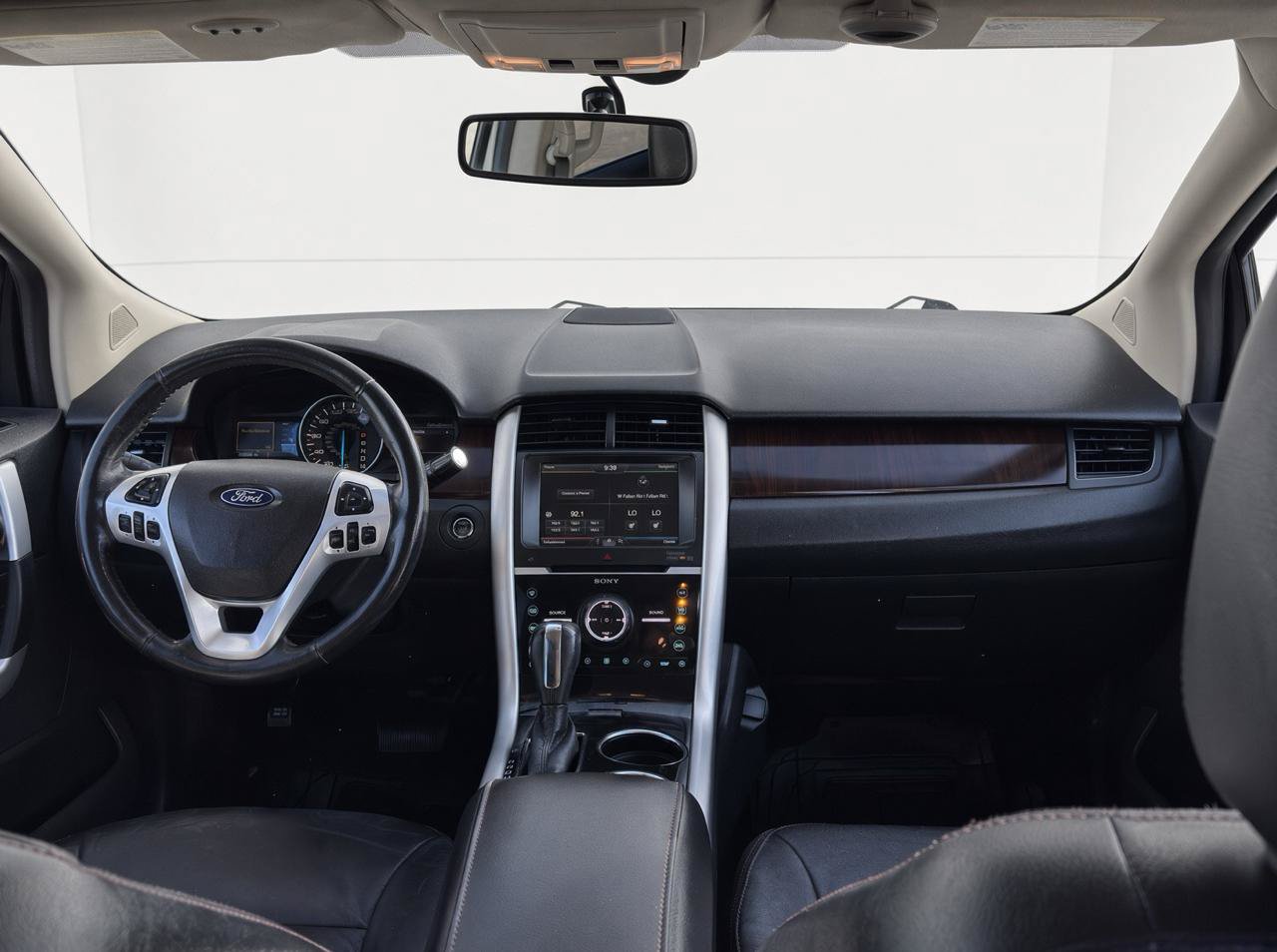 Used 2012 Ford Edge Limited AWD/4WD image 16
