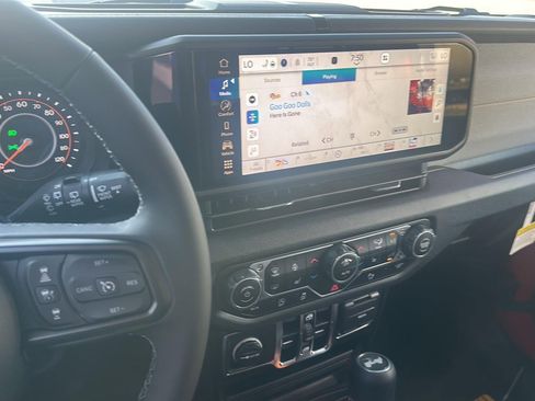 New 2025 Jeep Wrangler Unlimited Sport image 15