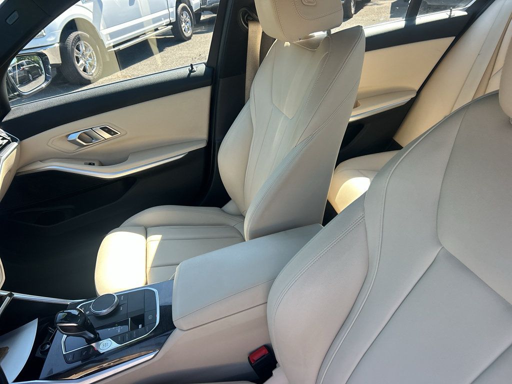 Used 2020 BMW 330i Sedan w/ Convenience Package RWD image 19