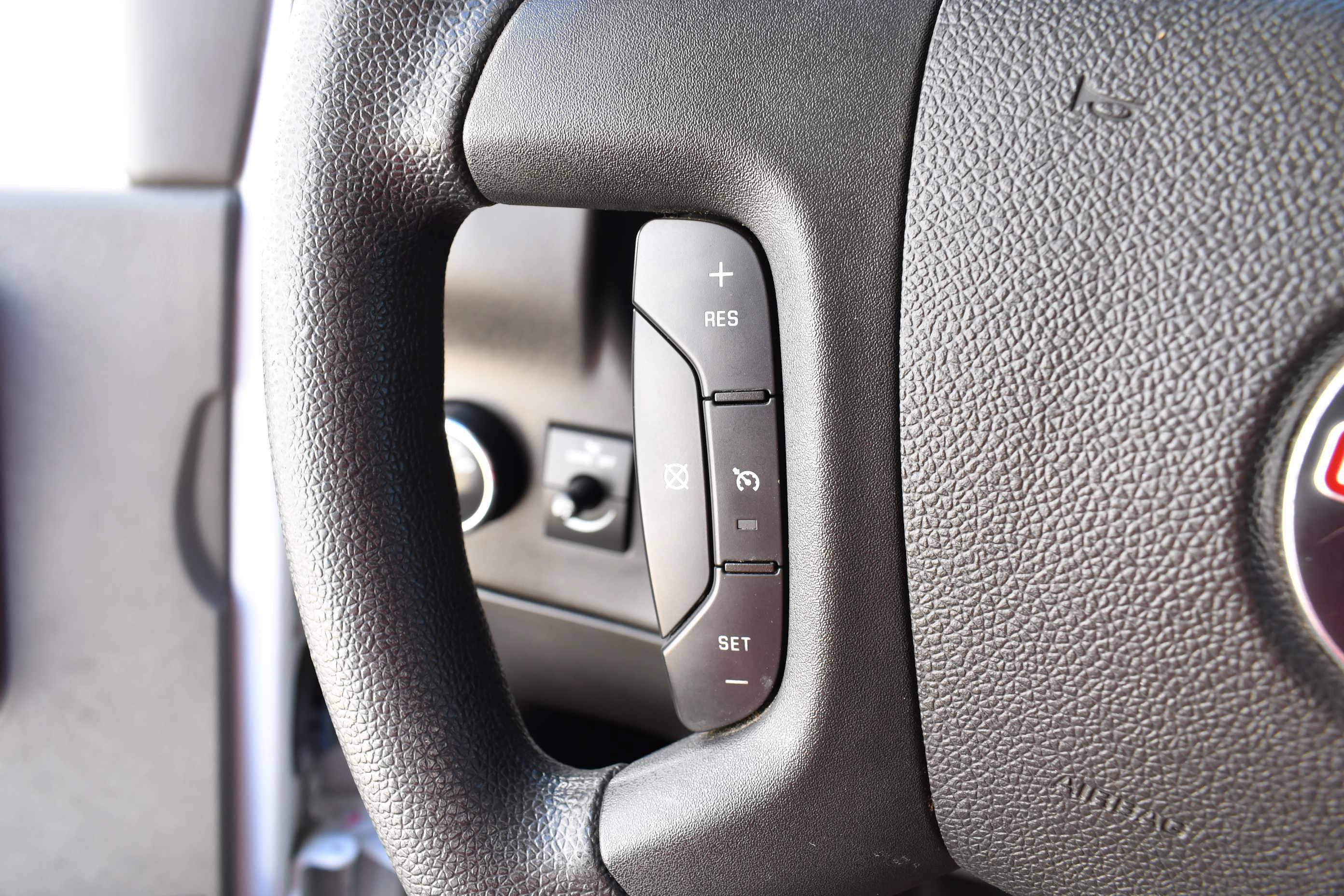Used 2018 GMC Savana 2500 w/ Driver Convenience Package RWD image 21