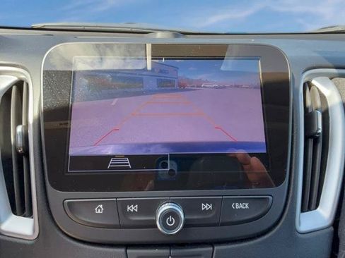 Used 2023 Chevrolet Malibu LT FWD image 11