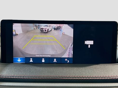 Used 2022 Acura MDX A-Spec image 10