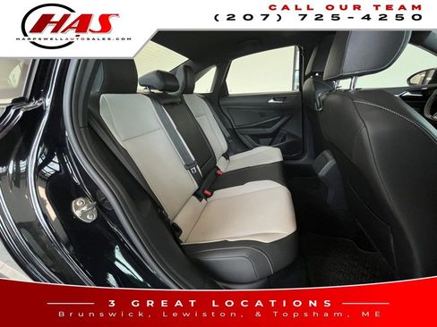 Used 2020 Volkswagen Jetta R-Line FWD image 13