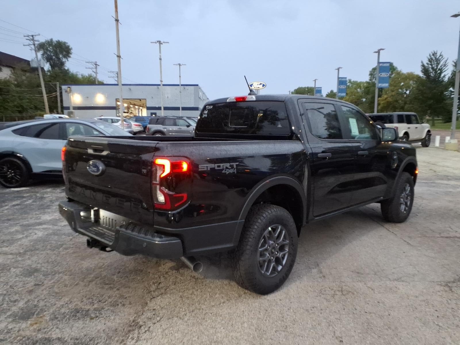 New 2026 Ford Ranger XLT w/ Equipment Group 301A High AWD/4WD image 3