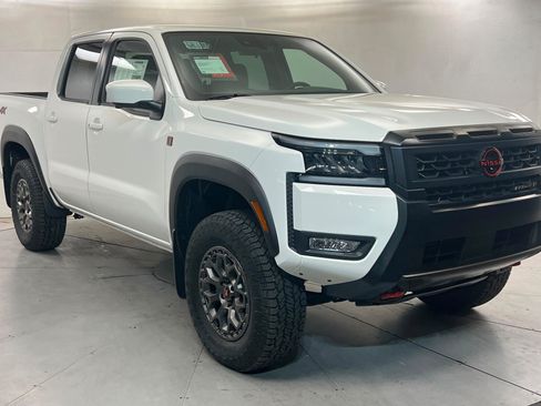 New 2026 Nissan Frontier PRO-4X w/ Pro-4x Convenience Package AWD/4WD image 7