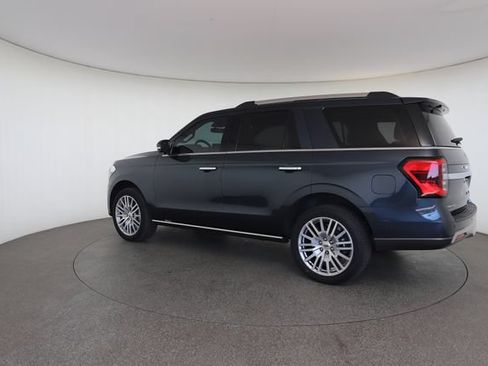 Used 2024 Ford Expedition Limited AWD/4WD image 10
