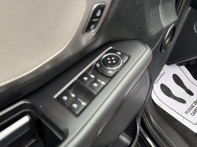 Used 2025 Ford Expedition Max Active AWD/4WD image 19