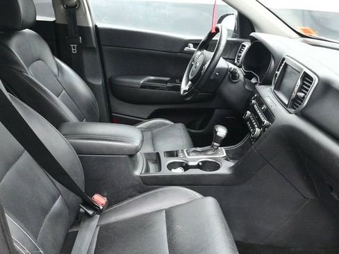 Used 2018 Kia Sportage EX w/ Option Group 040 image 9