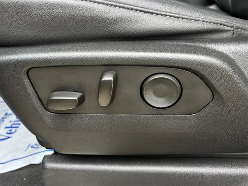 Used 2024 Chevrolet Silverado 2500 LTZ w/ LTZ Plus Package image 28