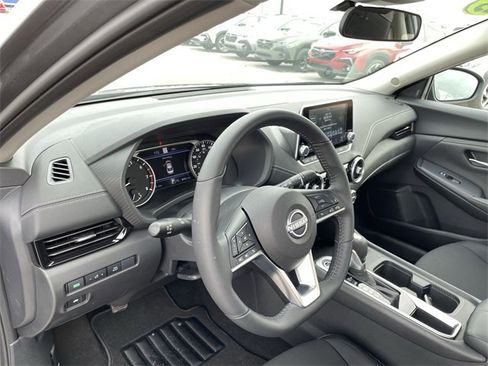 Used 2025 Nissan Sentra SV w/ All-Weather Package image 9