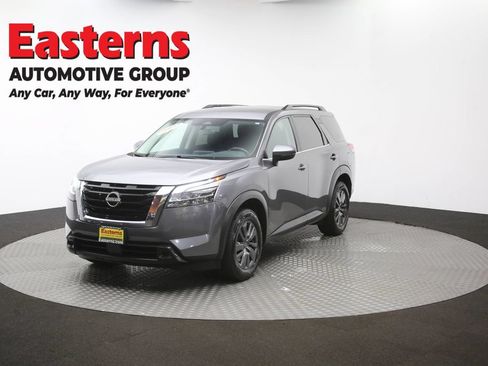 Used 2022 Nissan Pathfinder SV FWD image 55