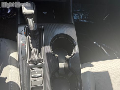 Certified 2025 Honda Civic Sport Touring image 15