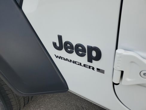 Used 2023 Jeep Wrangler Sport image 30