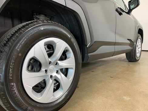 Used 2024 Toyota RAV4 LE image 9