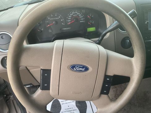 Used 2006 Ford F150 XLT image 14