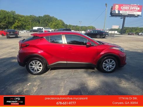 Used 2020 Toyota C-HR LE FWD image 7
