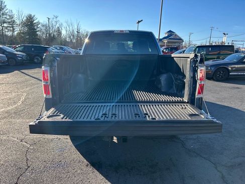 Used 2014 Ford F150 XLT w/ XLT Chrome Package image 13