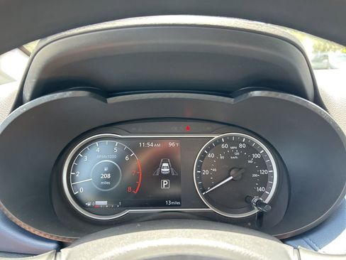 New 2025 Nissan Versa SV image 17