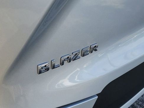 Used 2021 Chevrolet Blazer LT image 5